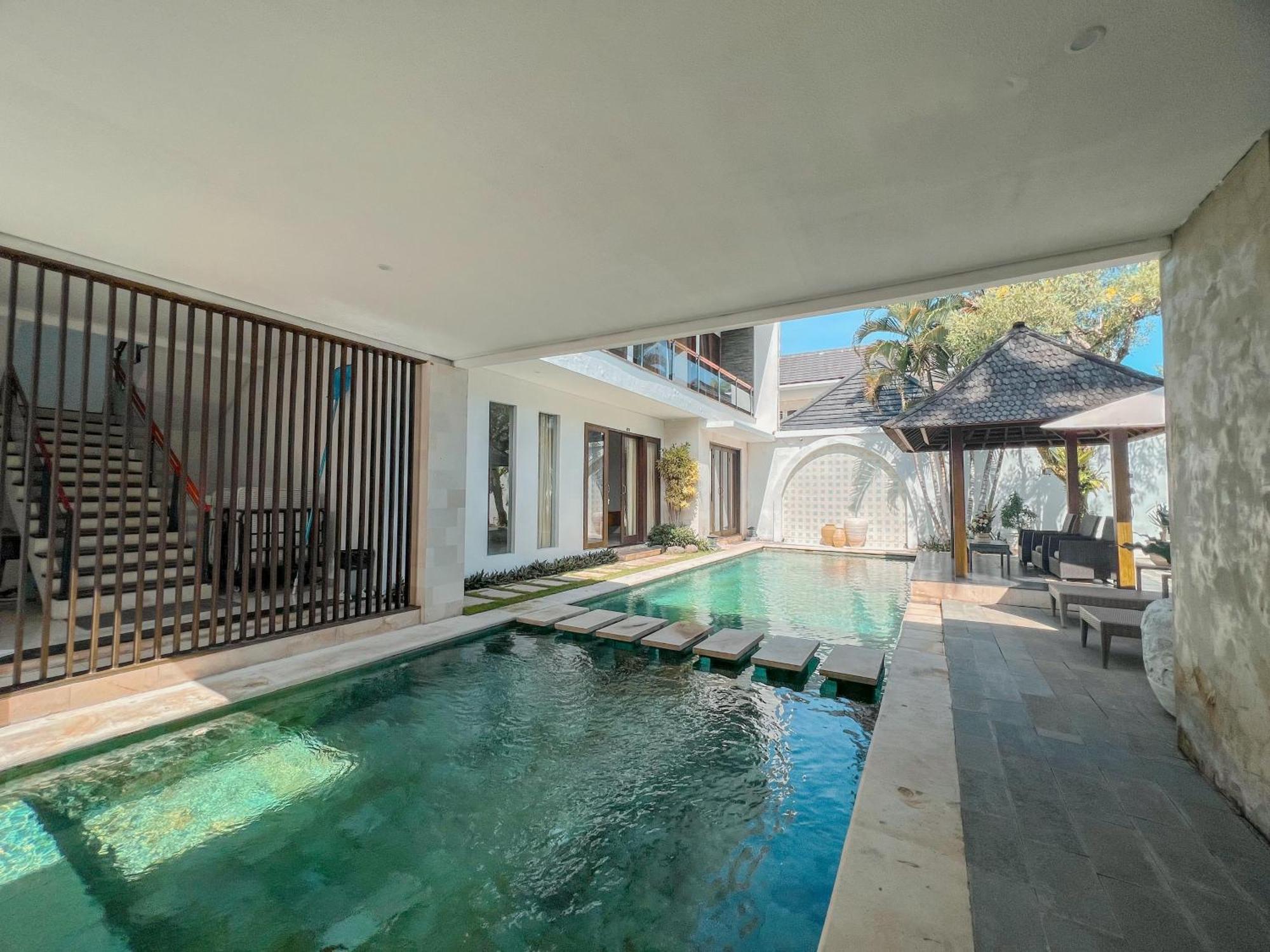 Apple Villas & Apartments Kerobokan Екстериор снимка