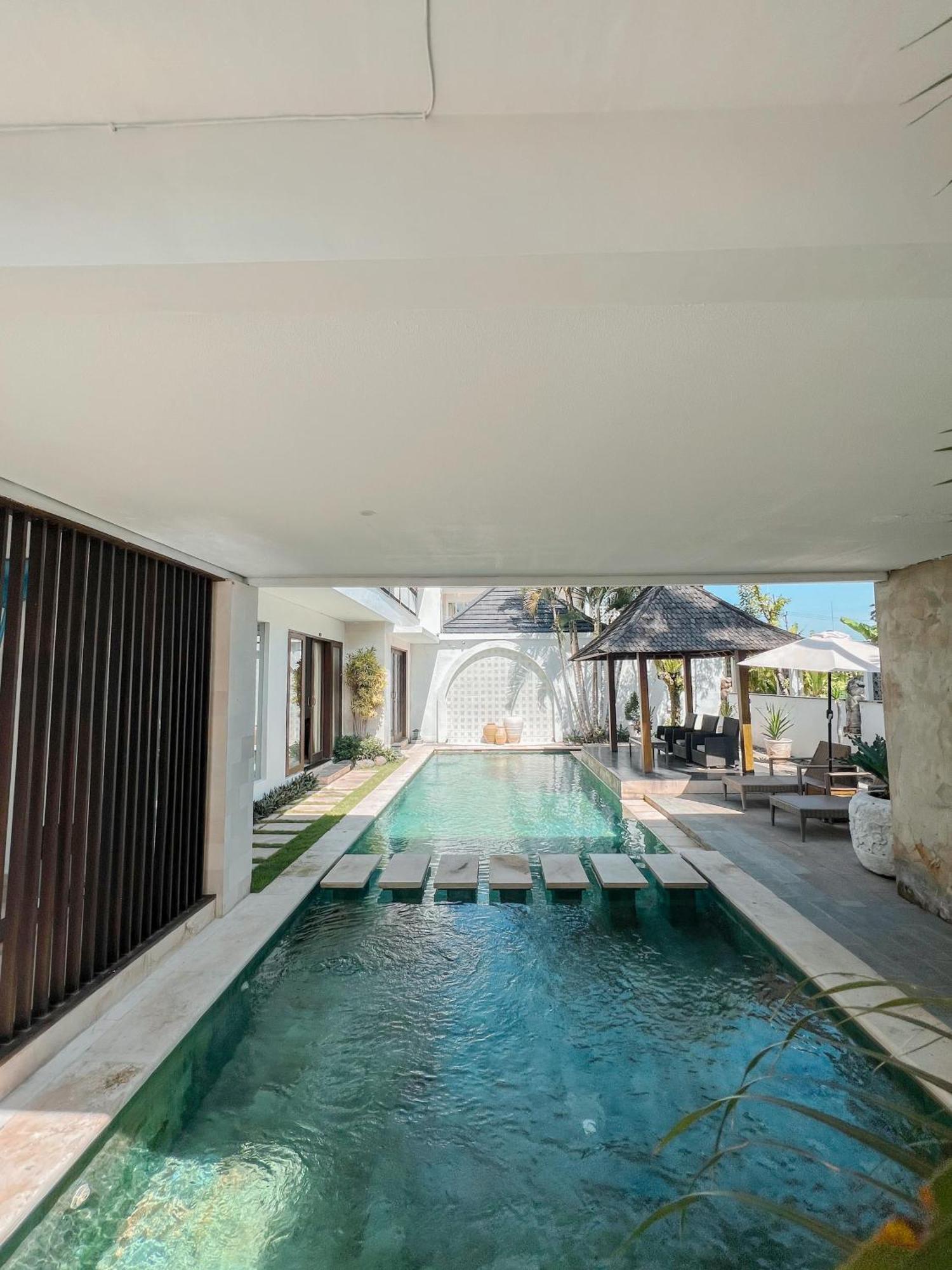 Apple Villas & Apartments Kerobokan Екстериор снимка