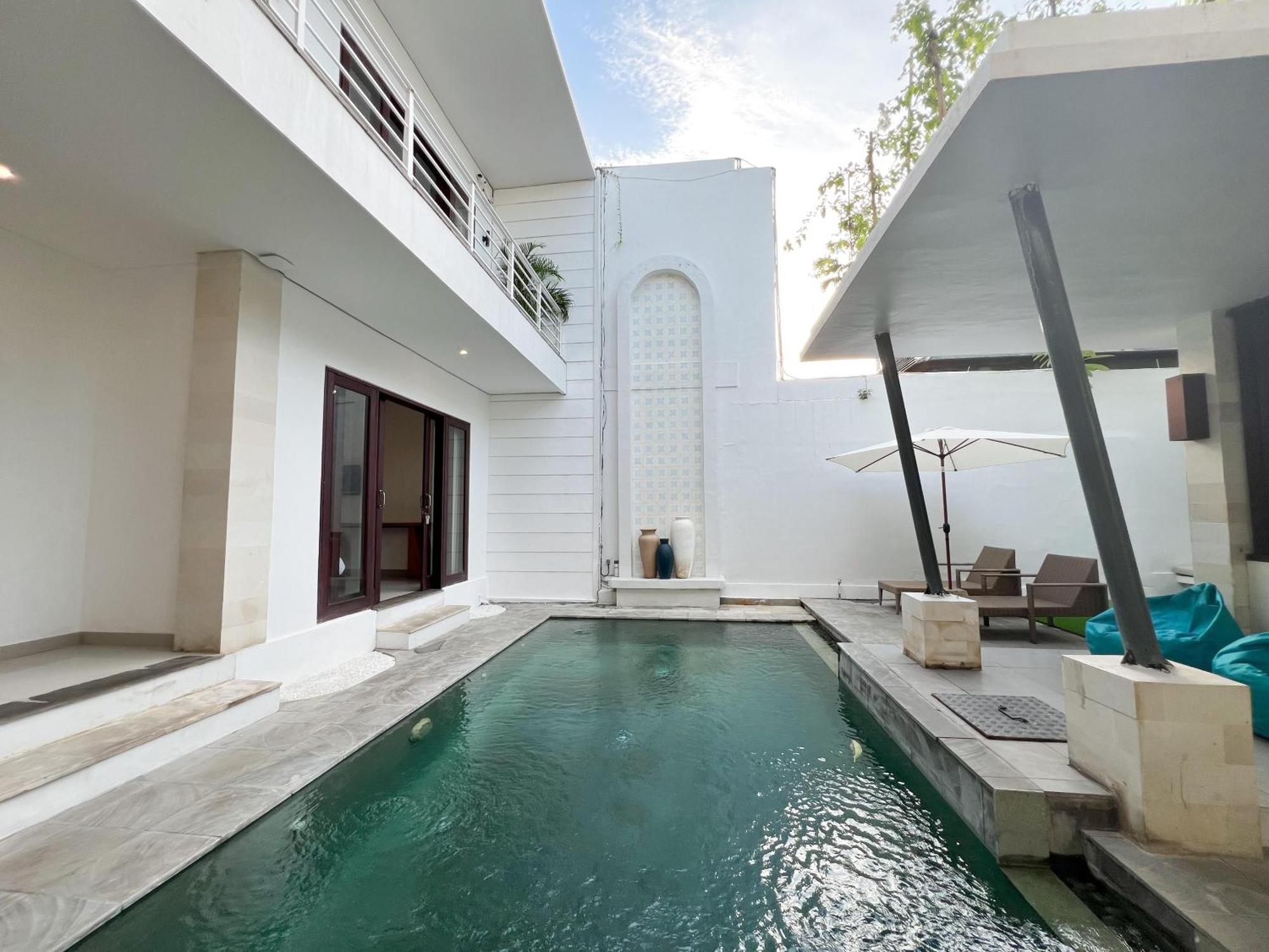 Apple Villas & Apartments Kerobokan Екстериор снимка